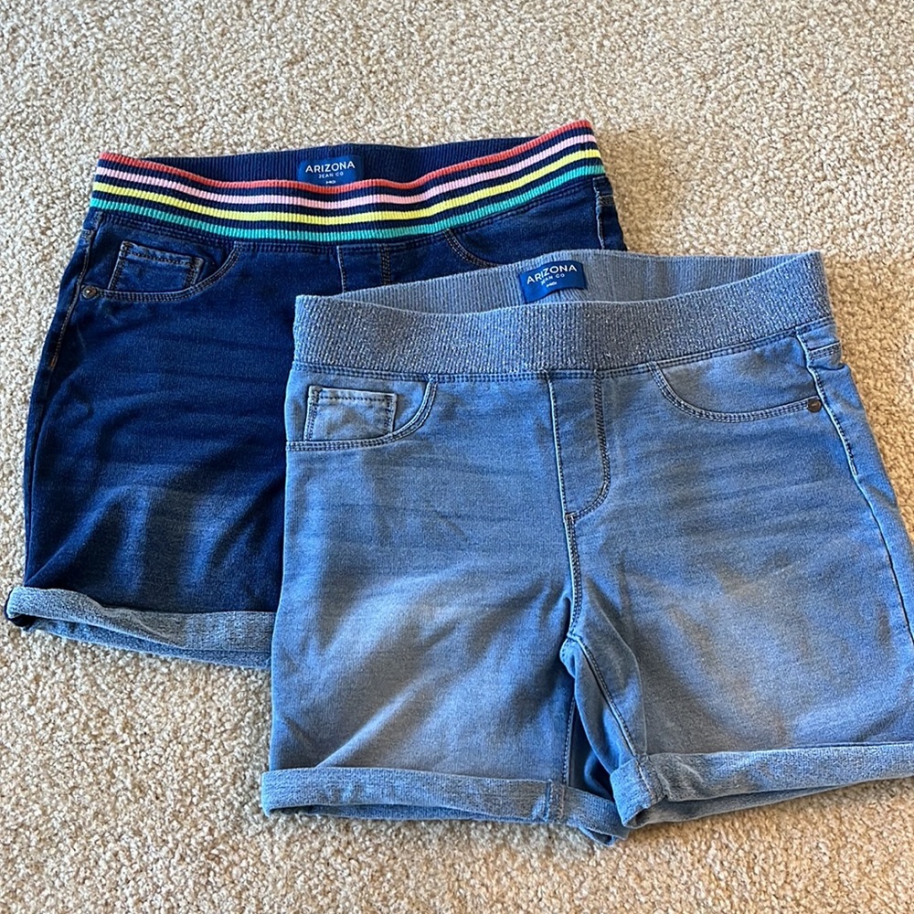 Bundle of 2 girls Arizona jeans shorts size 12 1/2 plus
